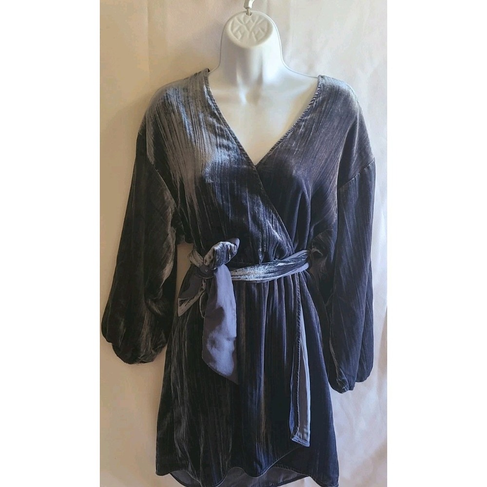 Anthropologie Sofia Velvet Wrap Mini Dress Size XS Balloon Sleeve Velvet Burnout
